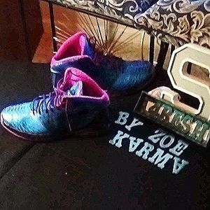 Nipsey Blu Smurplish, Pinky Splashed ADDIDAS